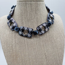 Load image into Gallery viewer, Houndstooth Beaded Choker Necklace