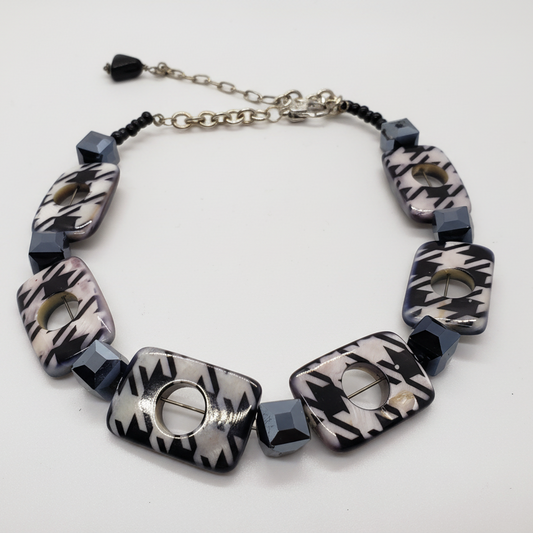 Houndstooth Beaded Choker Necklace