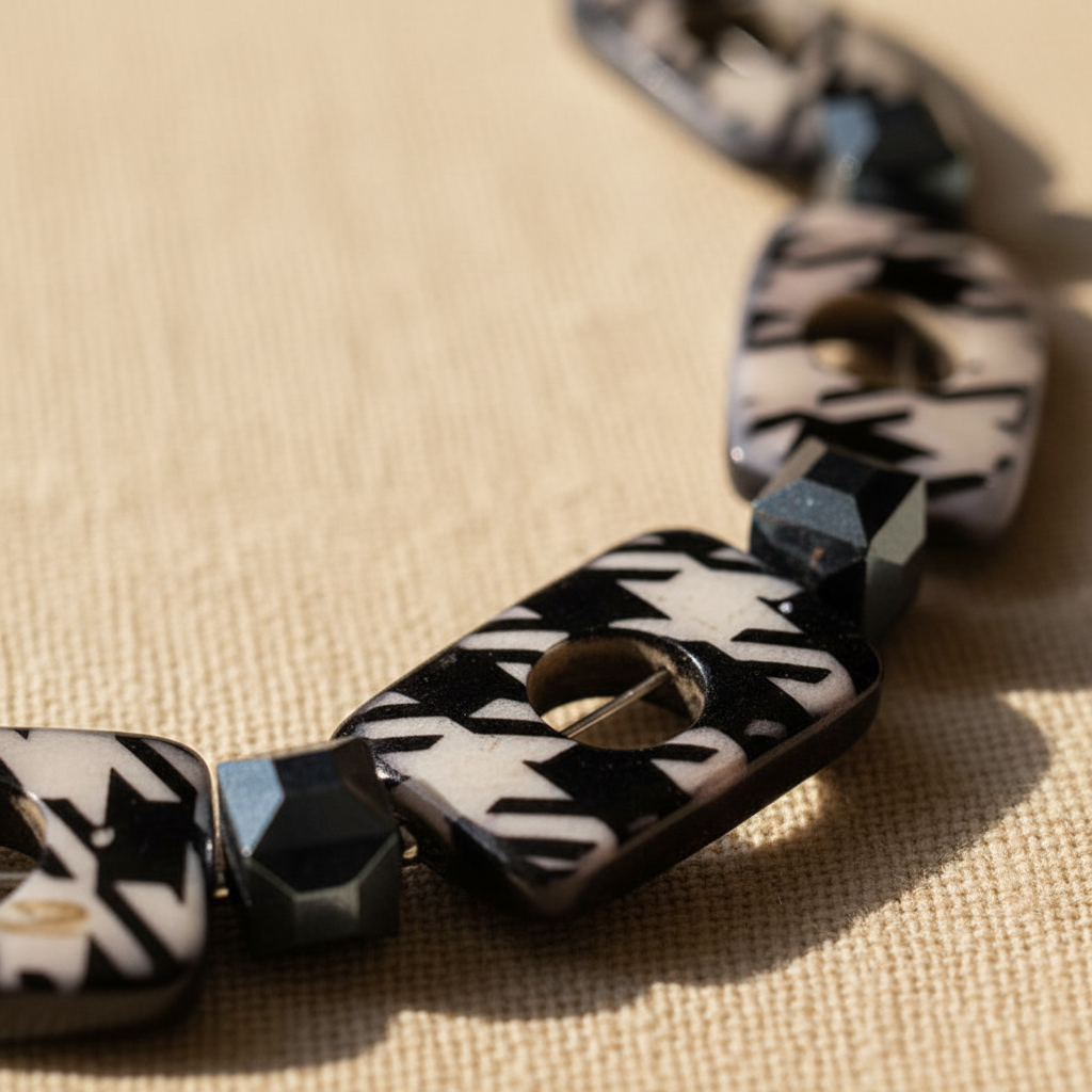 Houndstooth Beaded Choker Necklace