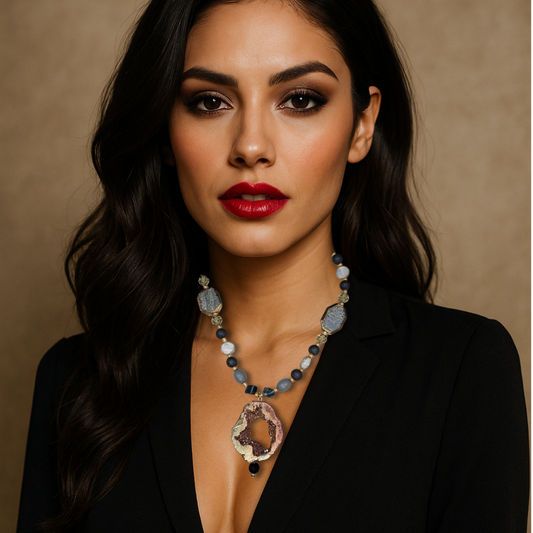 Druzy Pendant Beaded Necklace