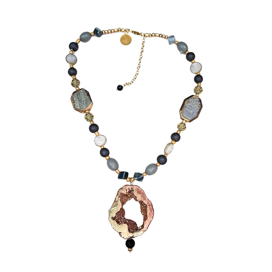 Druzy Pendant Beaded Necklace