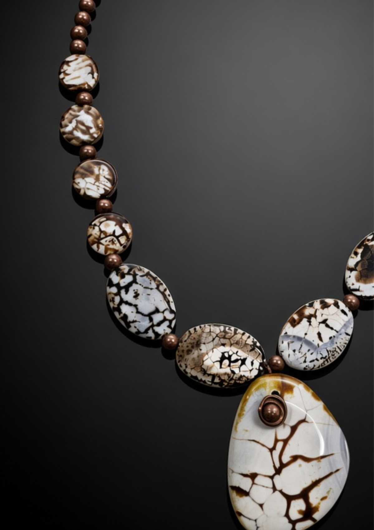Chocolate Crack Agate Necklace