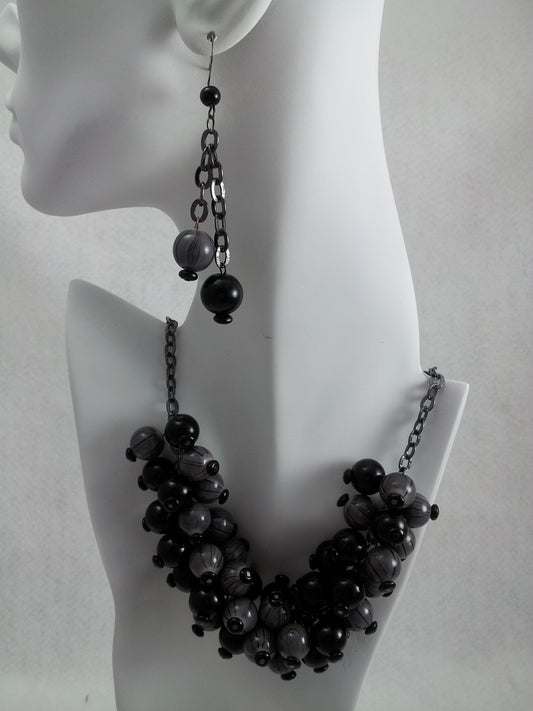 Chunky Black and Grey Beaded Necklace and Matching Dangle Earings